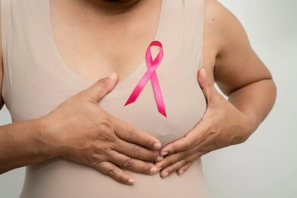 トリプルネガティブ乳がんとは？特徴・原因・最新治療法をわかりやすく解説